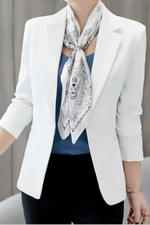 Elegant Women's Blazer - One-Button Closure & Notch Lapel Collar, Tailored Fit 0