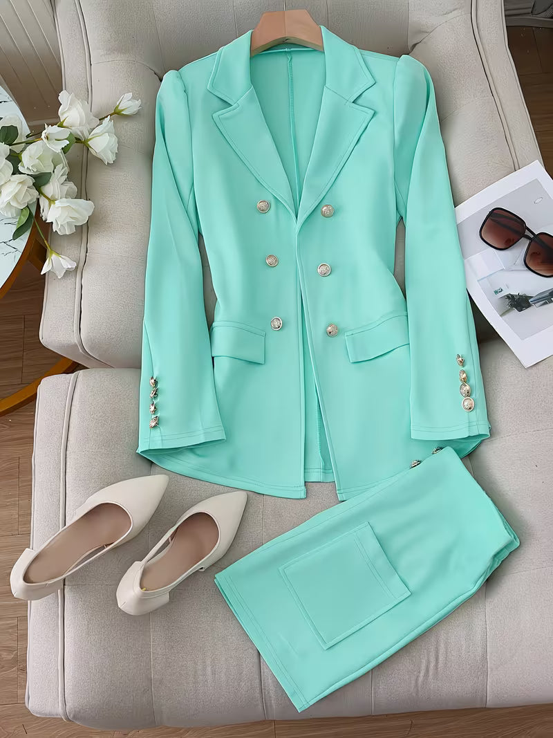 Novienne – Elegant Power Bloom