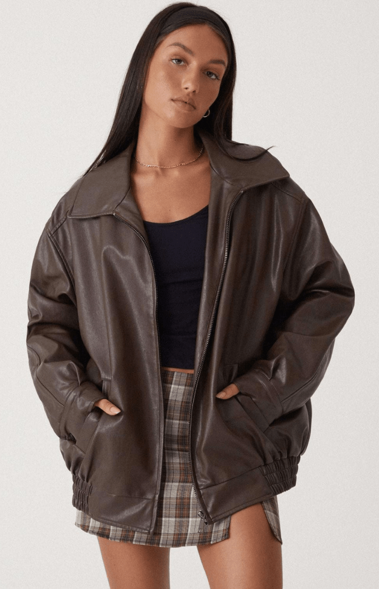 URBANELLE – Stylish Oversized Leather Jacket for Women, Edgy Bomber Design with Zipper Closure