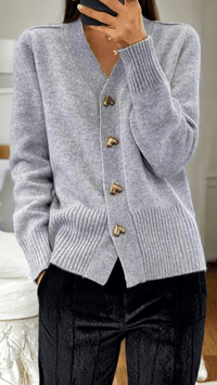 ALVÉRA - Heart Button Knit Cardigan