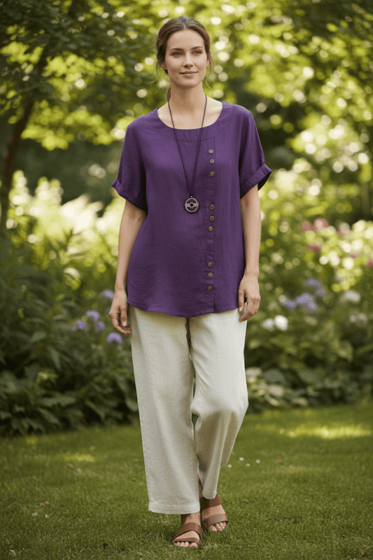 KELLYRA – Women’s Short-Sleeve Blouse with Clean Round Neck and Minimal Design