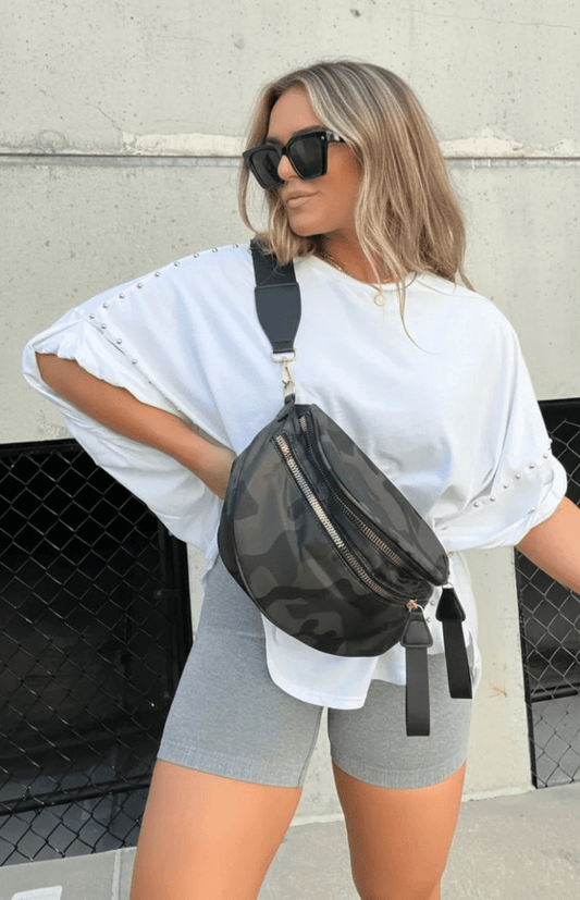 LUNA-STREET – Oversized Studded T-Shirt in Soft Fabric for Bold Style