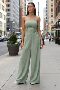 Ayla – Elegant Strapless Jumpsuit for Summer Commuting