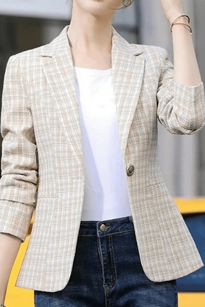 Lior – Refined Plaid Blazer with Structured Shoulders and Grace