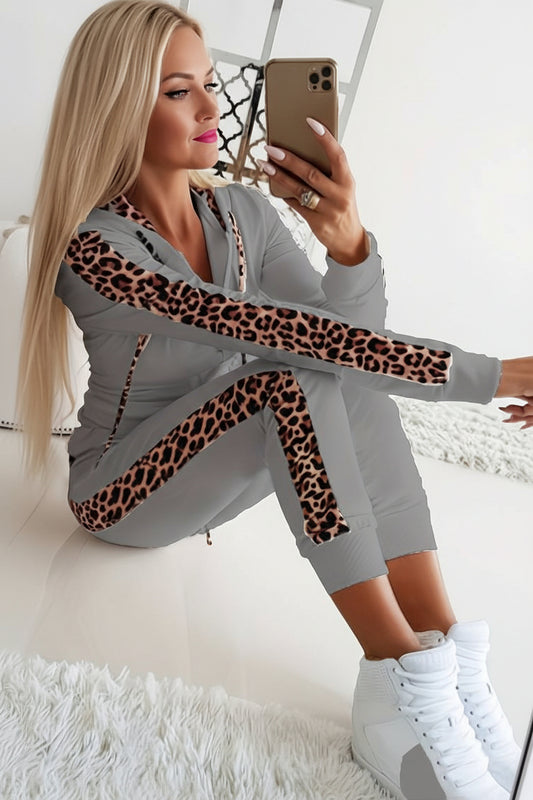 ROARSET – Leopard Print Tracksuit for Bold Comfort Style
