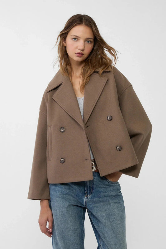 Chic Women's Jacket - Double-Breasted Short Trench for Everyday Style 3