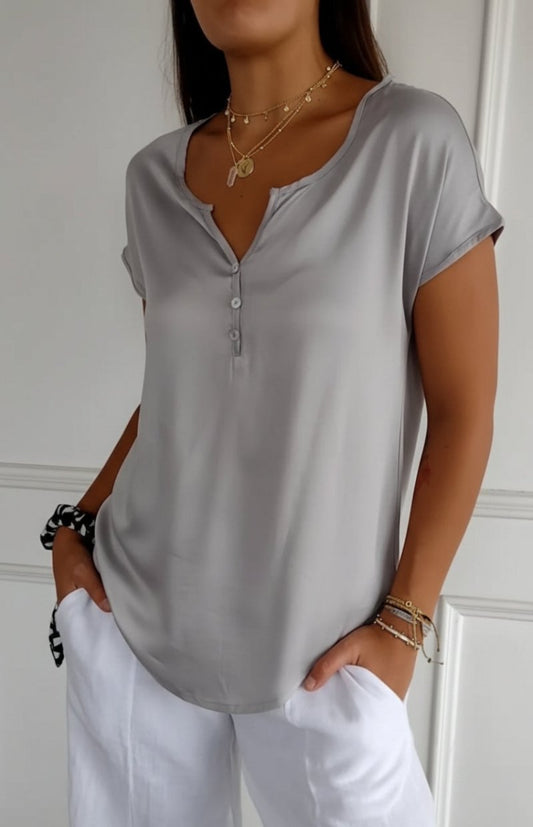 Chic & Comfortable V-Neck T-Shirt - Soft Fabric, Relaxed Fit, Versatile Style 6