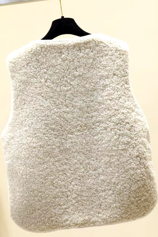 Cozy Women's Fleece Vest - Soft and Stylish for All Seasons 3
