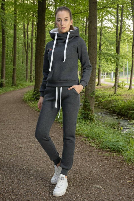 DROOM - Sporty Tracksuit for Active Lifestyle, Soft Fabric & Relaxed Fit 0