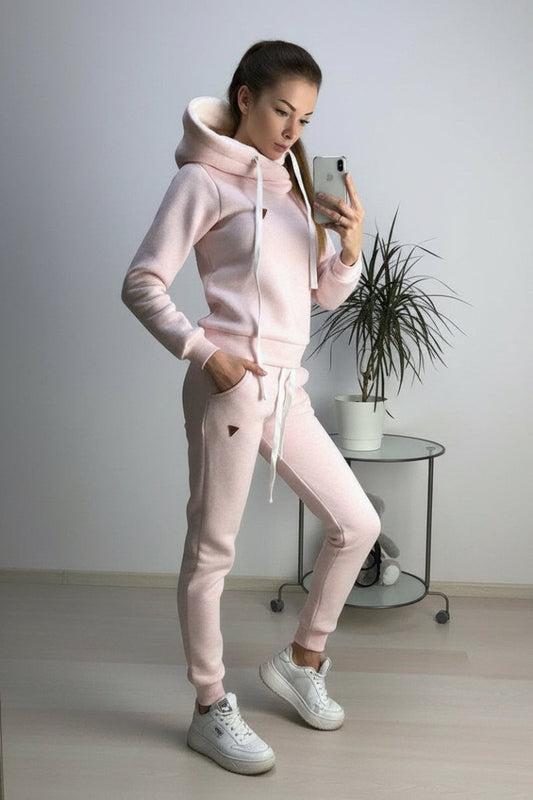 DROOM - Sporty Tracksuit for Active Lifestyle, Soft Fabric & Relaxed Fit 3