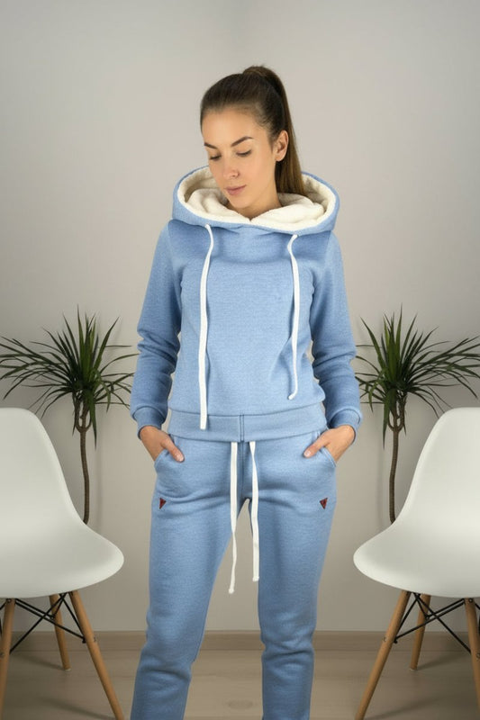 ACTIVORA – Sporty Tracksuit with Soft Fabric & Modern Fit