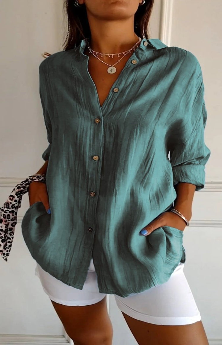 Elegant Women's Blouse - Flattering Fit, High-Quality Fabric for Versatile Style 9