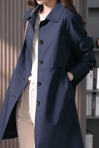 Elegant Women's Short Trench Coat with Tailored Fit & Single Button Closure 1