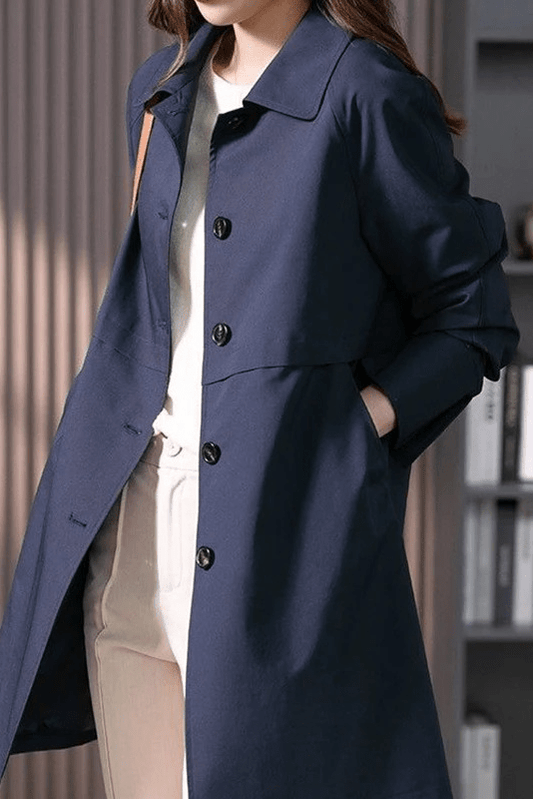Elegant Women's Short Trench Coat with Tailored Fit & Single Button Closure 1