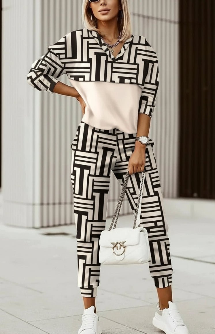 Heidi-Mode - Chic Modern Tracksuit Set in Comfortable High-Quality Fabric 0