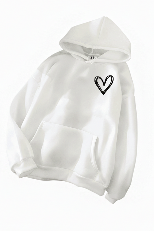 CUDDLELOVE – Cozy Women’s Hoodie with Playful Heart Design