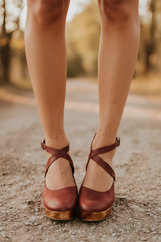 Mia - Elegant Closed Toe Wedge Heel Shoes for Women with All-Day Comfort 3