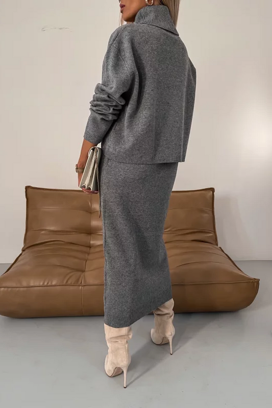 Odette - Women's Maxi Dress Set with Turtleneck for Versatile Style 3