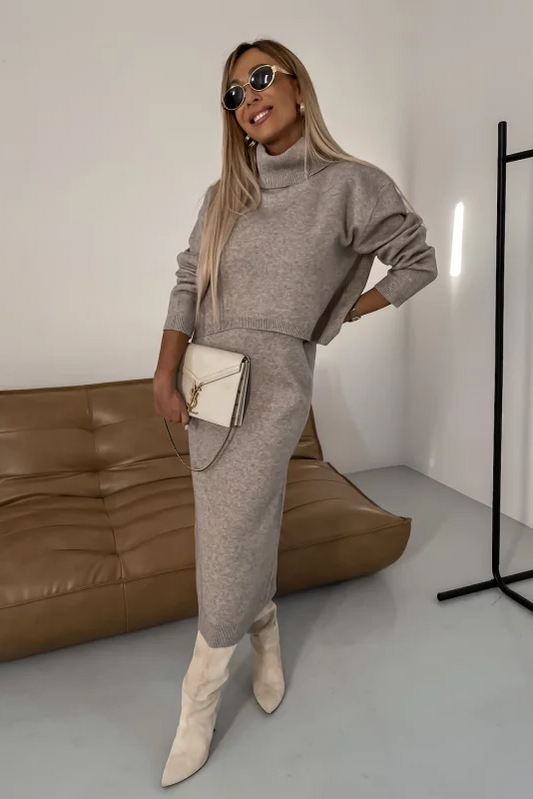 Odette - Women's Maxi Dress Set with Turtleneck for Versatile Style 7