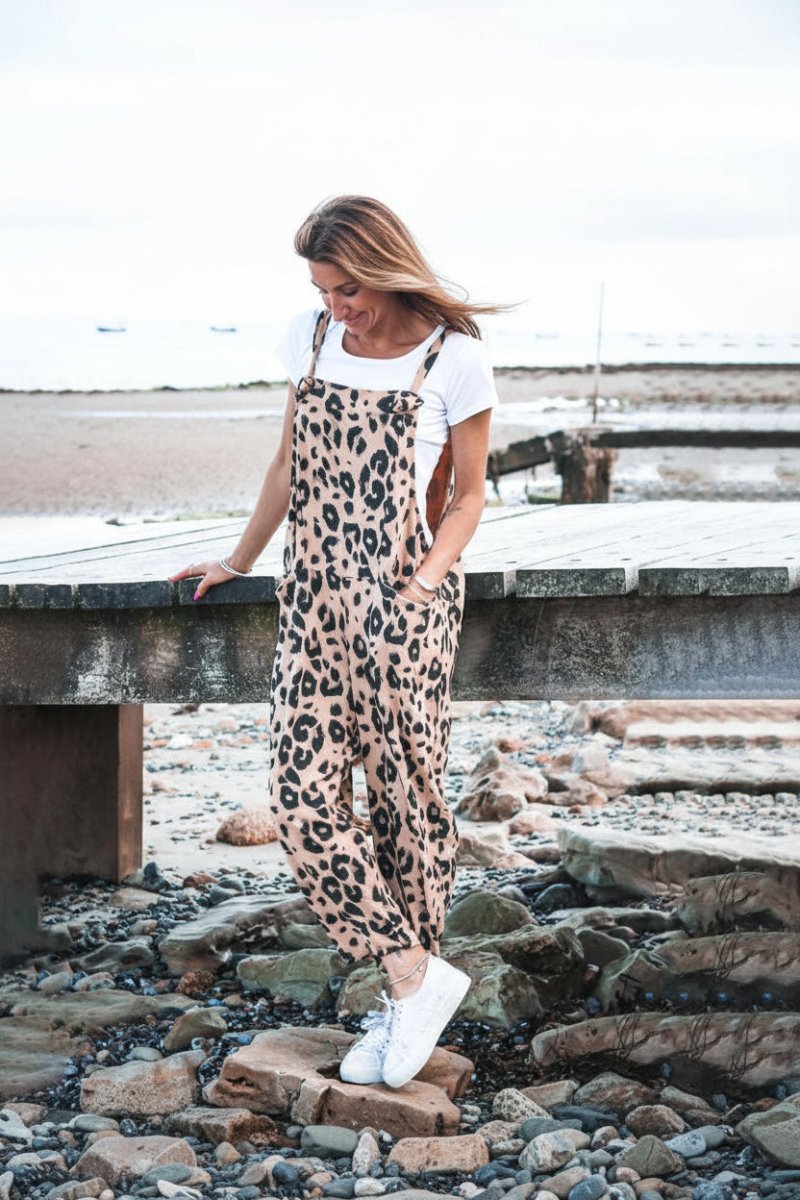 TRENDLYNX – Leopard Print Jumpsuit with Soft Feel and Modern Look