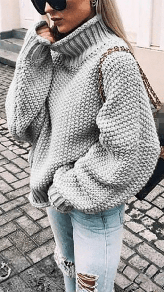 ÉLORIA - Chunky Knit Turtleneck Sweater