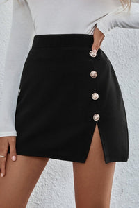 Lark – Sharp Buttoned Slit Skirt with Reinforced Seams and Style